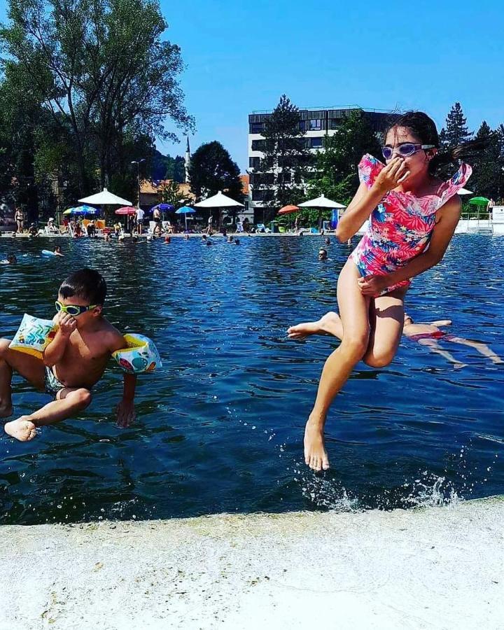 Apartman Park Lake Tuzla Bagian luar foto