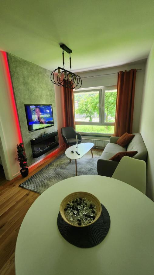 Apartman Park Lake Tuzla Bagian luar foto